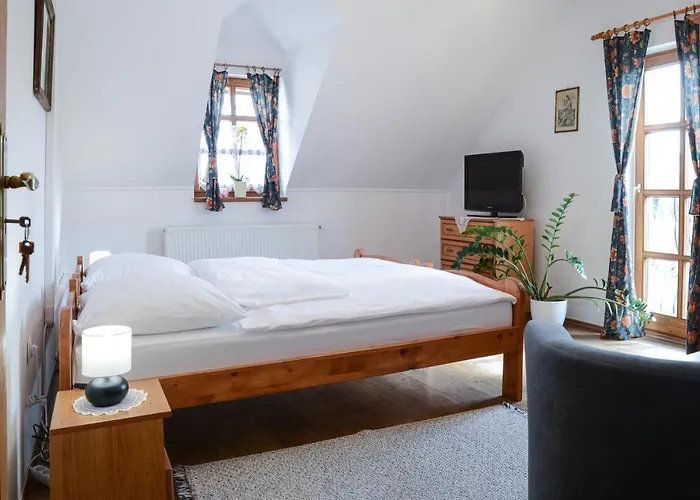 Krisztina Vendeghaz בית הארחה אגר