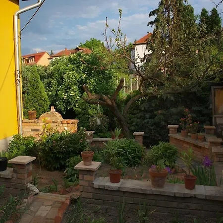 Krisztina Vendeghaz בית הארחה אגר