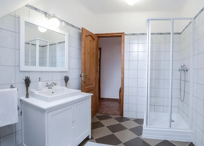 Konukevi Krisztina Vendeghaz 3*