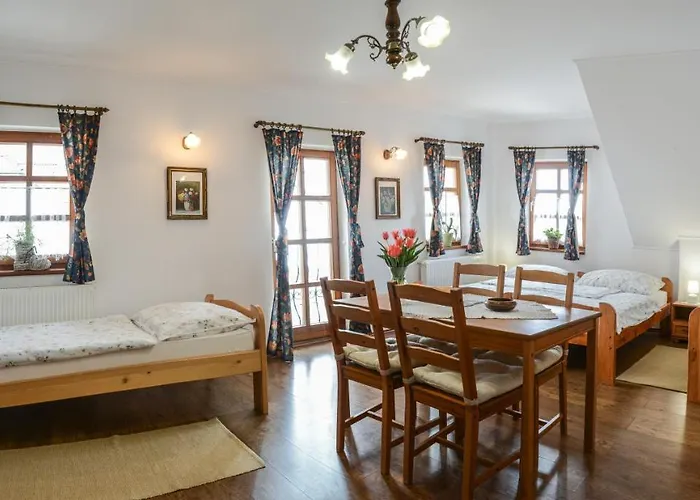 Konukevi Krisztina Vendeghaz Eğri