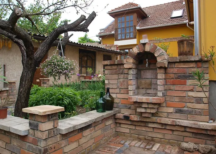 Krisztina Vendeghaz Konukevi